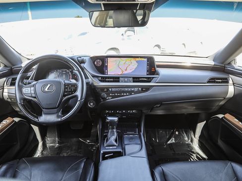 Used 2019 Lexus ES 350 w/ Accessory Package 2 FWD image 12