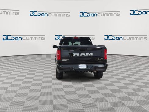 Used 2025 RAM 1500 Big Horn AWD/4WD image 7