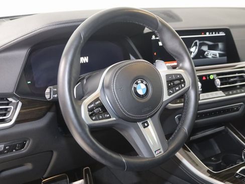 Used 2023 BMW X5 xDrive40i w/ M Sport Package image 6