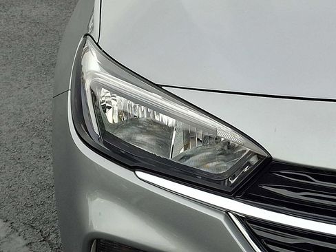 Certified 2023 Buick Encore GX Preferred w/ Cold Weather Comfort Package image 9