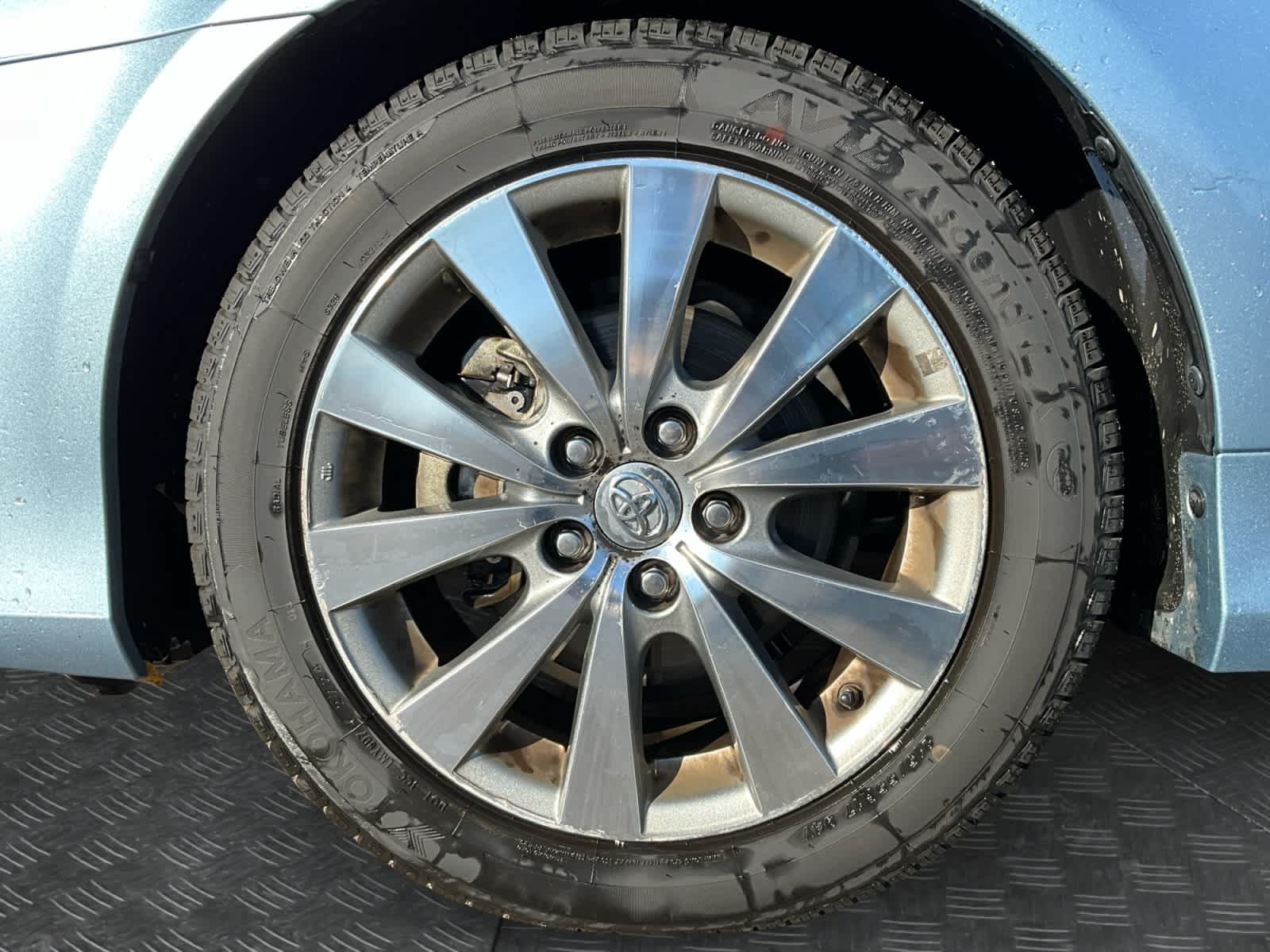 Used 2011 Toyota Avalon Limited FWD image 14