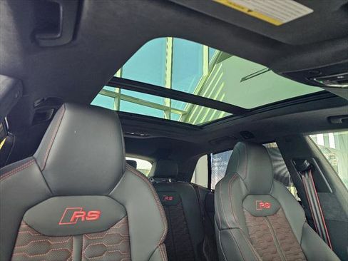 New 2025 Audi RS Q8 performance image 3