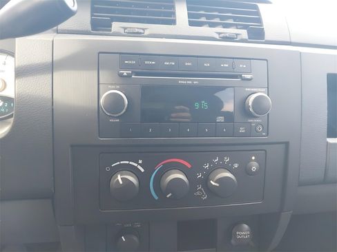 Used 2011 Dodge Dakota Big Horn image 22