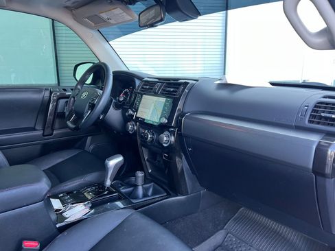 Used 2024 Toyota 4Runner TRD Off-Road Premium w/ Moonroof Package AWD/4WD image 22