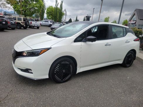 Certified 2025 Nissan Leaf SV Plus FWD image 1