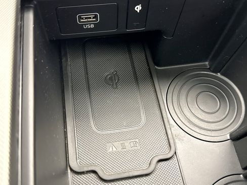 Used 2020 Hyundai Palisade Limited w/ Winter Weather Package AWD/4WD image 18