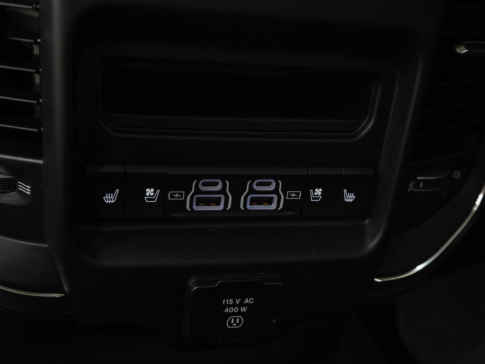 Used 2022 RAM 1500 Limited AWD/4WD image 17