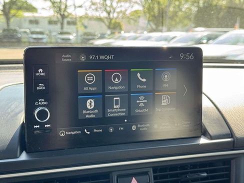Certified 2025 Honda Pilot Black Edition image 27