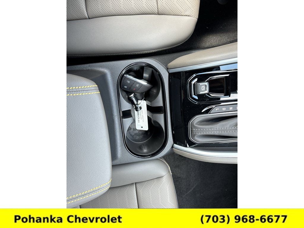 New 2026 Chevrolet Colorado ZR2 w/ Technology Package AWD/4WD image 14