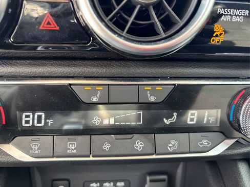 Used 2024 Nissan Sentra SR image 32