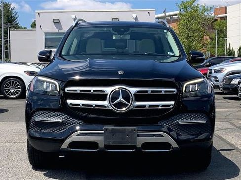 Used 2020 Mercedes-Benz GLS 450 4MATIC image 2