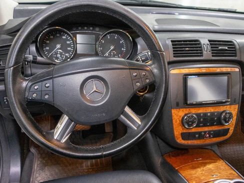 Used 2008 Mercedes-Benz R 350 4MATIC image 11