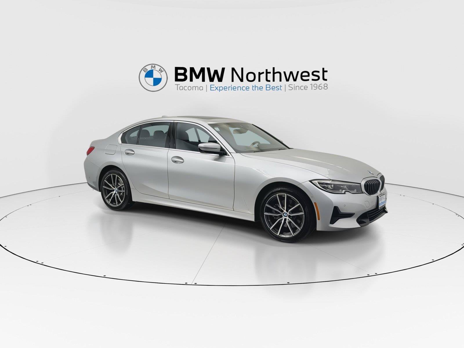 Used 2019 BMW 330i xDrive Sedan w/ Convenience Package AWD/4WD image 6
