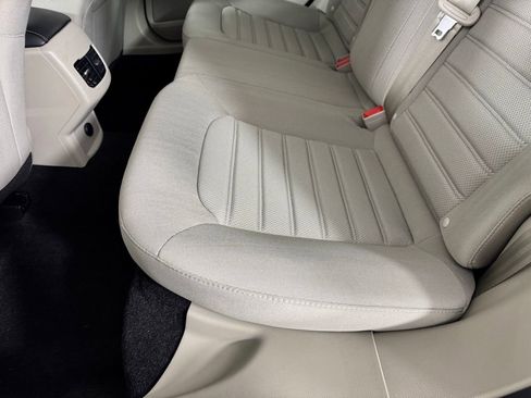 Used 2020 Ford Fusion SE w/ Fleet SE Value Package FWD image 35