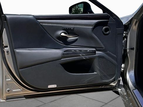 Used 2019 Lexus ES 350 w/ Premium Package FWD image 22