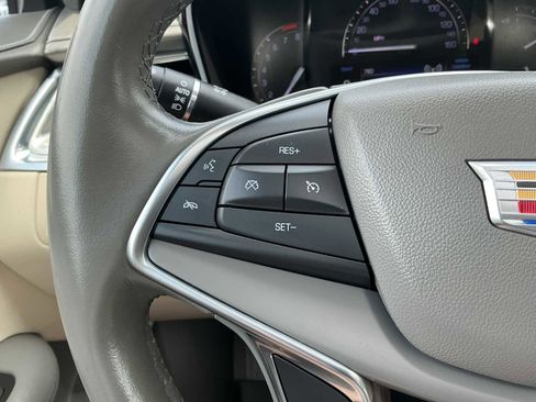 Used 2019 Cadillac XT5 Luxury FWD image 10
