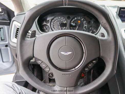 Used 2014 Aston Martin Vanquish Coupe image 36