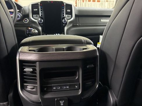 New 2026 RAM 1500 Laramie AWD/4WD image 22