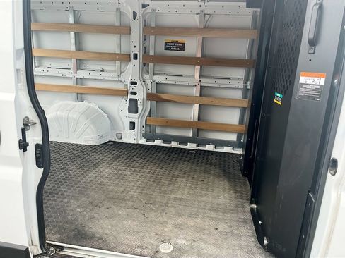 Used 2025 RAM ProMaster 2500 w/ U-Haul Equipment Group FWD image 24