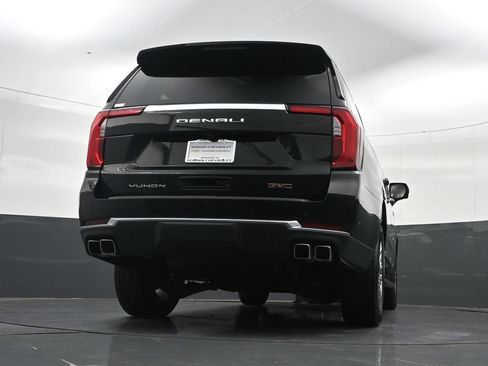 Used 2025 GMC Yukon Denali AWD/4WD image 34