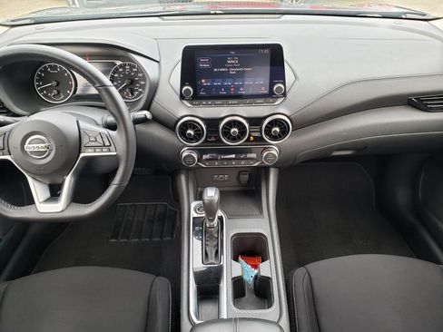 Certified 2021 Nissan Sentra SV image 20