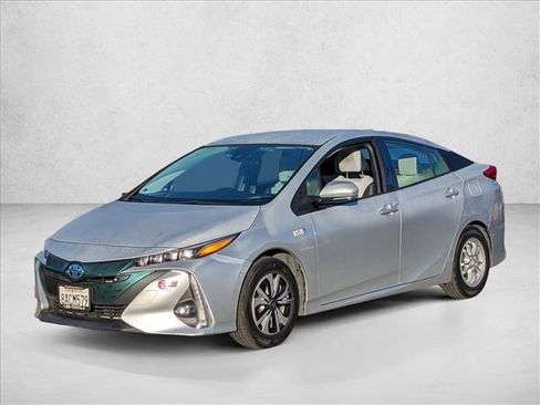 Used 2017 Toyota Prius Prime Advanced image 1