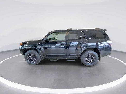 Certified 2019 Toyota 4Runner SR5 Premium AWD/4WD image 5