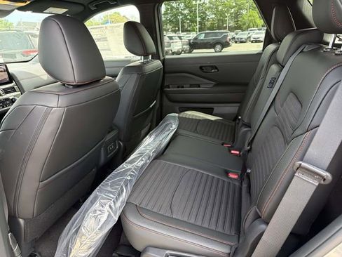 New 2026 Nissan Pathfinder Rock Creek AWD/4WD image 10