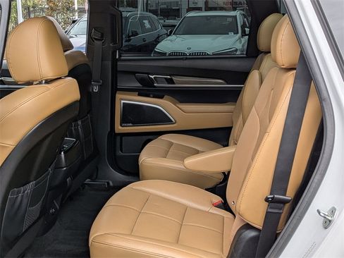 Used 2020 Kia Telluride SX image 32