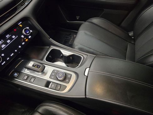 Used 2023 INFINITI QX60 Sensory w/ Vision Package FWD image 24