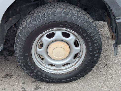 Used 2017 Ford F150 XL w/ XL Power Equipment Group image 27