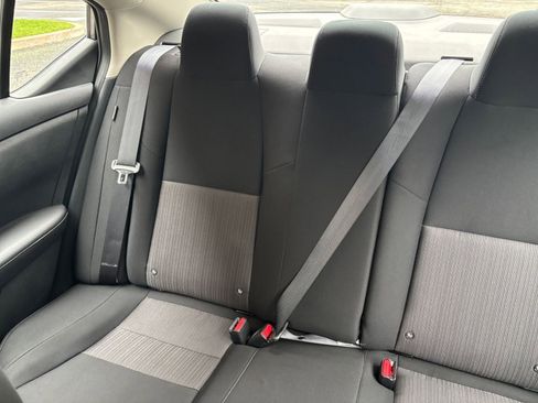 Used 2025 Nissan Sentra SV FWD image 34