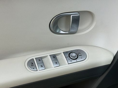 Used 2024 Hyundai Ioniq 5 SEL image 15