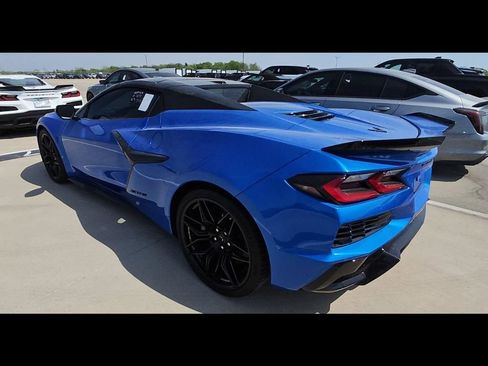 Used 2024 Chevrolet Corvette Z06 image 8
