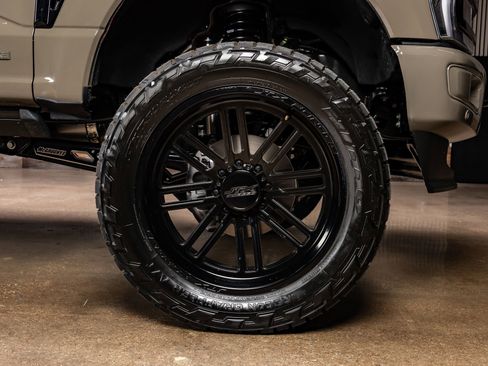 Used 2026 Ford F350 King Ranch w/ Chrome Package image 12