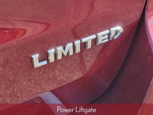 Used 2017 Jeep Grand Cherokee Limited w/ Luxury Group II AWD/4WD image 41