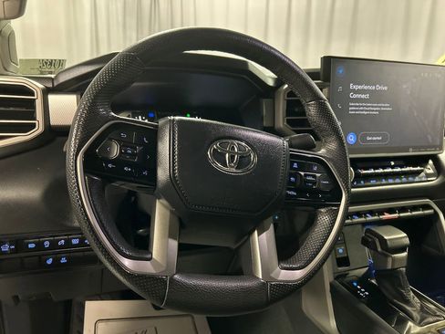 Used 2023 Toyota Tundra Limited image 13