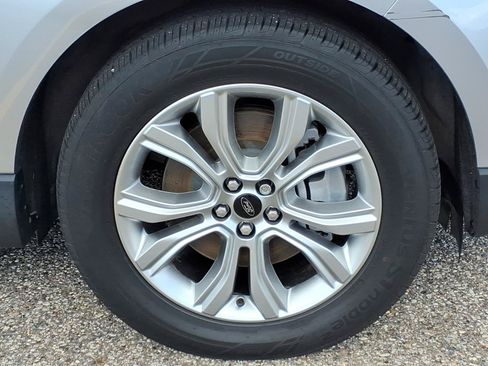 Used 2024 Ford Edge Titanium AWD/4WD image 9