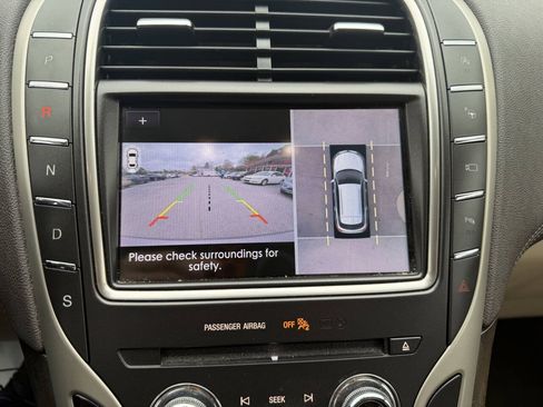 Used 2020 Lincoln Nautilus Reserve FWD image 31
