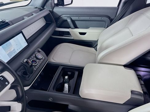 Used 2023 Land Rover Defender 110 S AWD/4WD image 25