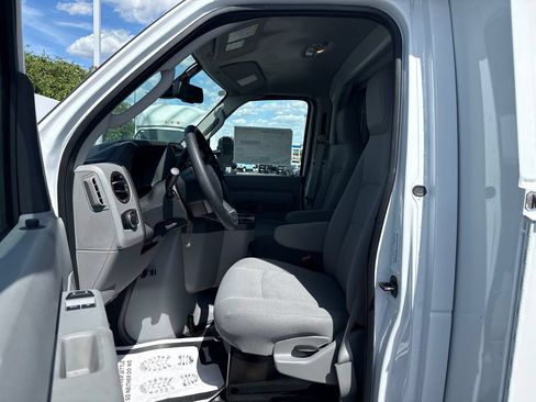 New 2026 Ford E-450 and Econoline 450 Super Duty w/ Power Equipment Group RWD image 10