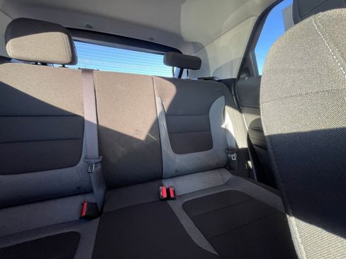 Used 2025 Chevrolet TrailBlazer LT image 35