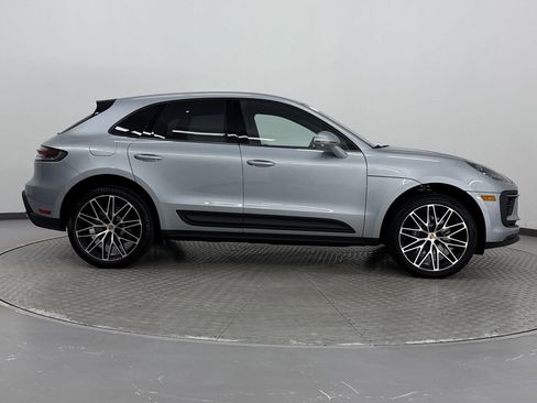 New 2025 Porsche Macan image 8