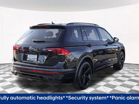 Certified 2024 Volkswagen Tiguan SE R-Line image 12