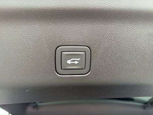 New 2026 Chevrolet Tahoe LT image 26