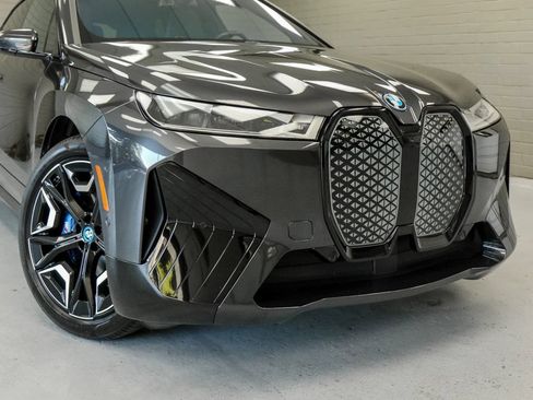 Used 2024 BMW iX M60 w/ Luxury Package AWD/4WD image 7