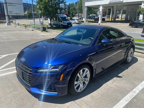Used 2023 Audi TT 2.0T AWD/4WD image 5