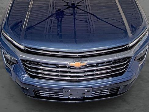 New 2026 Chevrolet Traverse High Country w/ LPO, Floor Liner Package FWD image 16