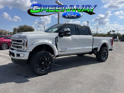 New 2026 Ford F350 Platinum w/ Platinum Plus Package