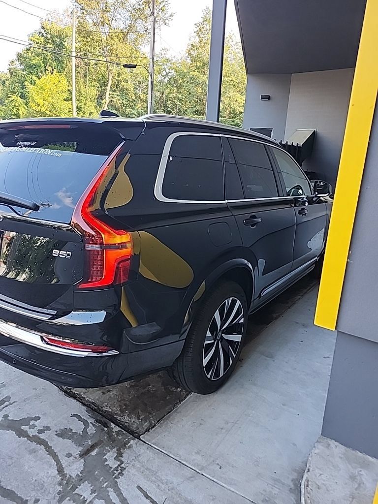 Used 2026 Volvo XC90 B5 Core w/ Protection Package Premier AWD/4WD image 5